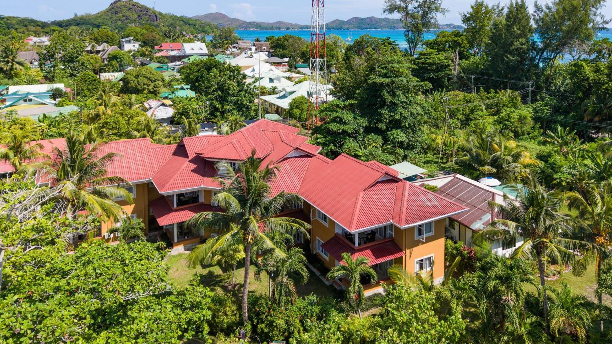 Praslin Paradise Baie Sainte Anne Bagian luar foto