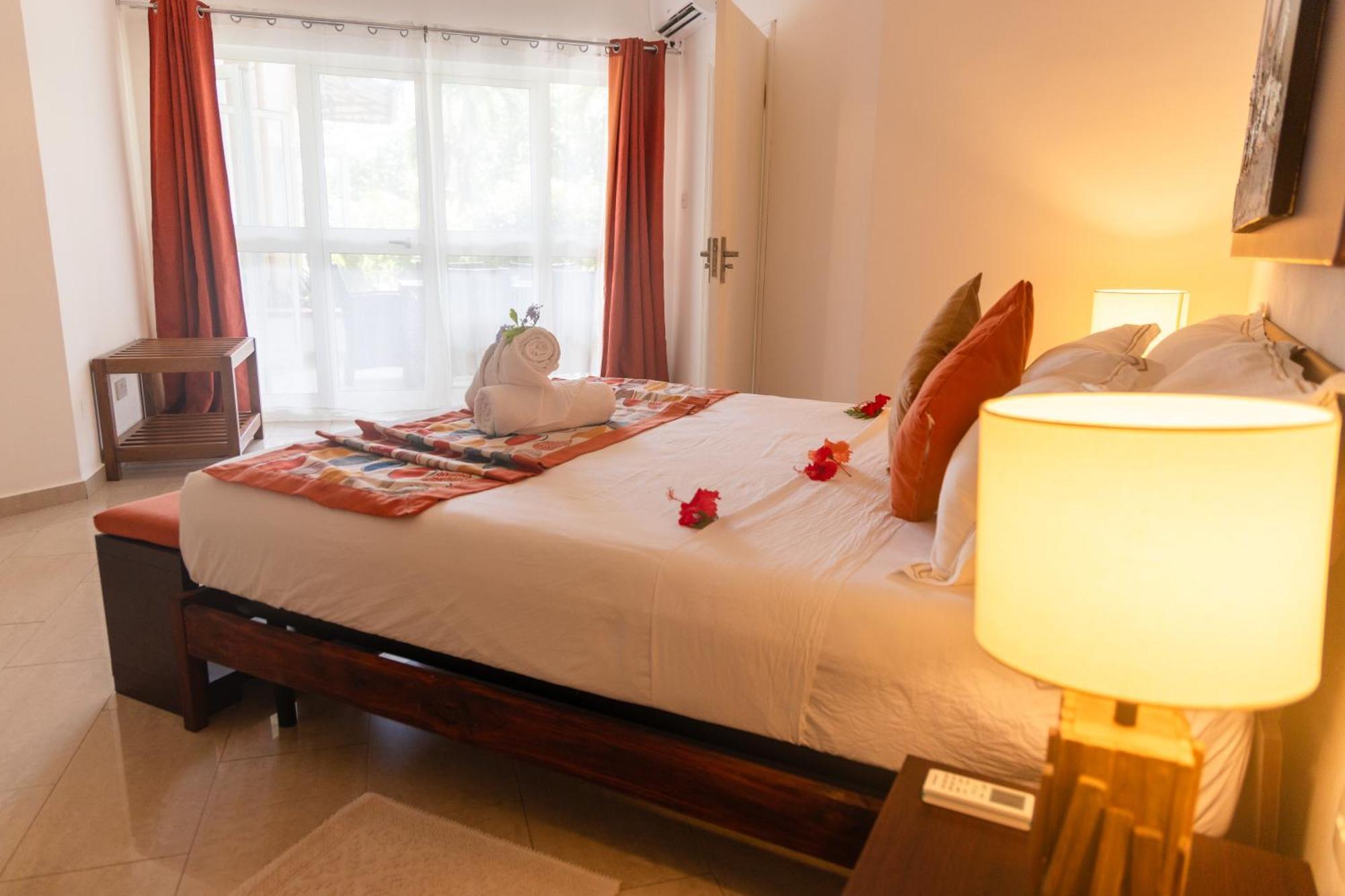 Praslin Paradise Baie Sainte Anne Bagian luar foto